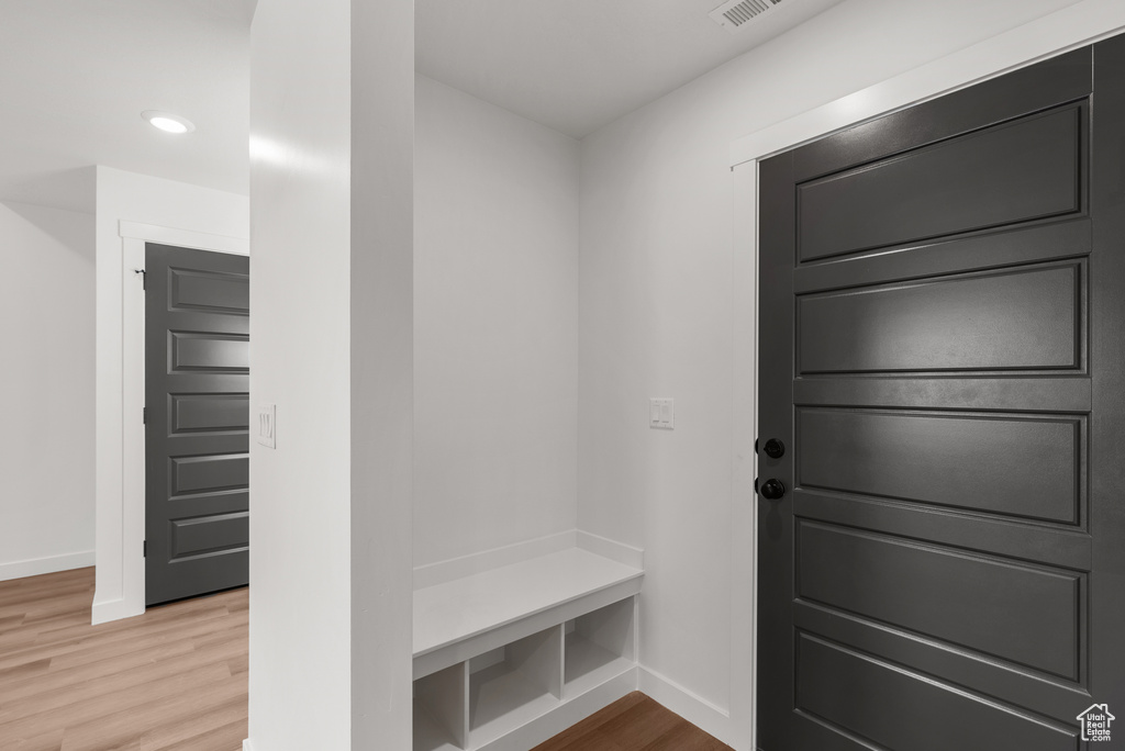 Photo 23 for MLS #2102209 at 1075 W Audrey Ln #6