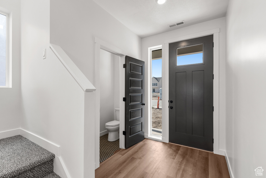 Photo 4 for MLS #2102209 at 1075 W Audrey Ln #6