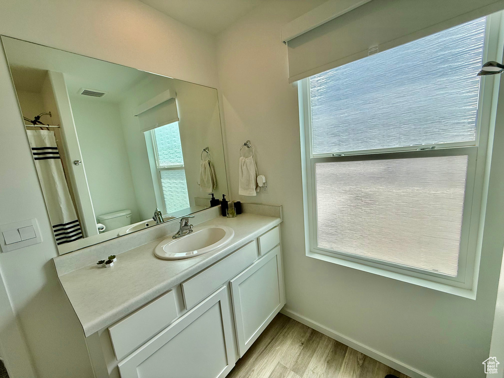 1934 N TEN HENS AVE #1140 Tooele, UT 84074