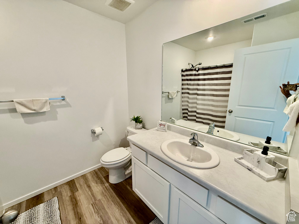 1934 N TEN HENS AVE #1140 Tooele, UT 84074