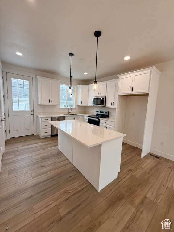 Photo 3 for MLS #2102230 at 1686 N Centerpoint Ln
