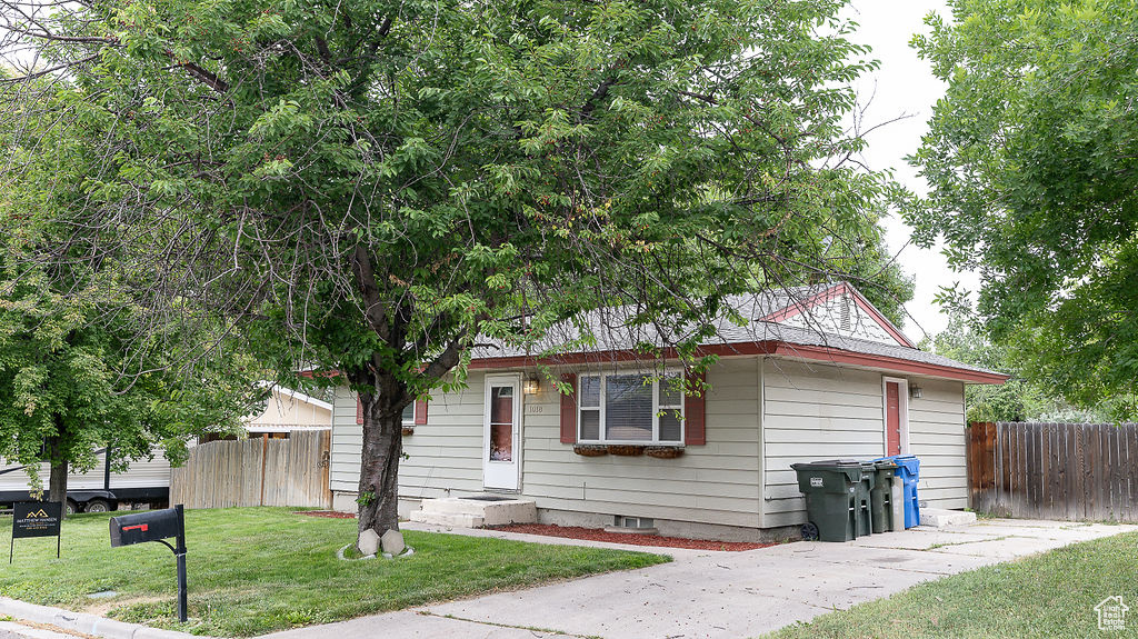 1018 DEON DR Pocatello, ID 83201