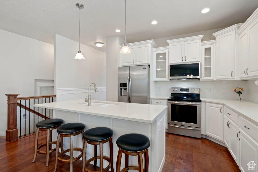 Photo 5 for MLS #2102245 at 2113 W Autumn Dr