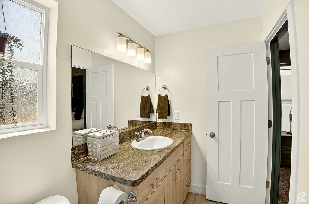 5033 JAKE AVE , ID 83202