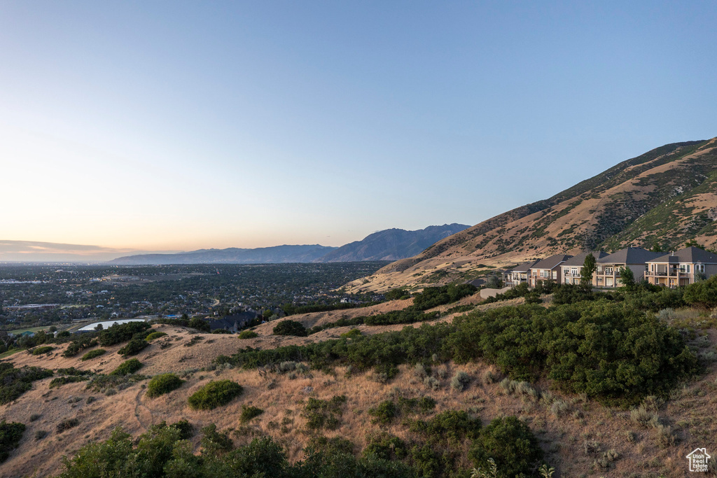 1627 E ROLLING GREEN DR Draper, UT 84020