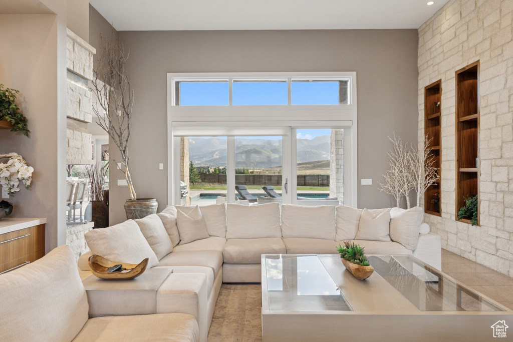 Photo 12 for MLS #2102256 at 7005 N Greenfield Dr