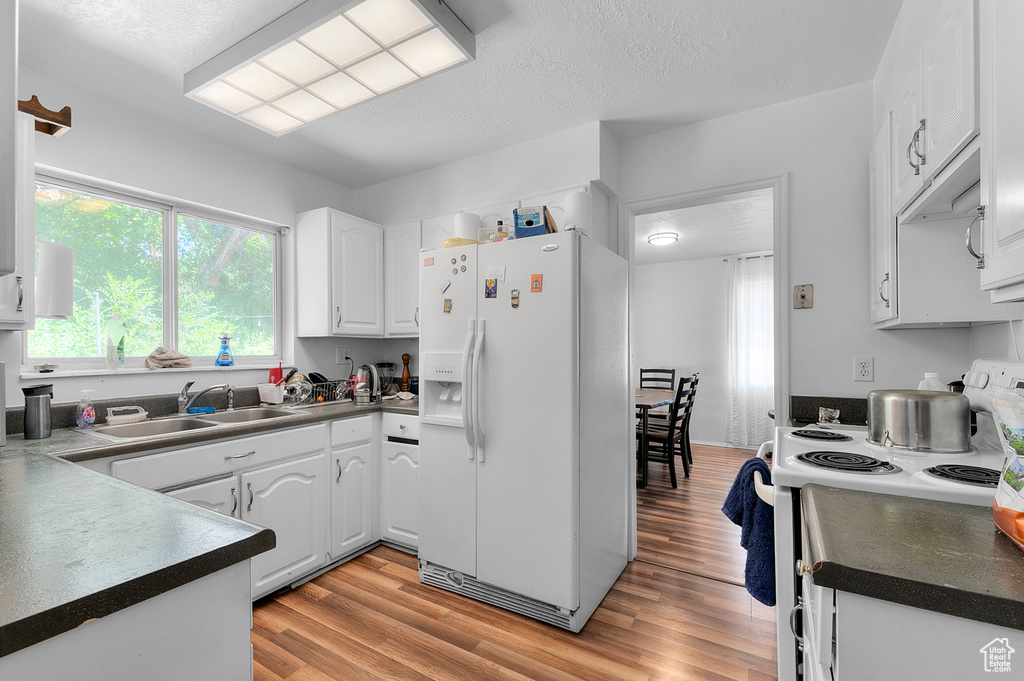 1243 E SIESTA DR Cottonwood Heights, UT 84093