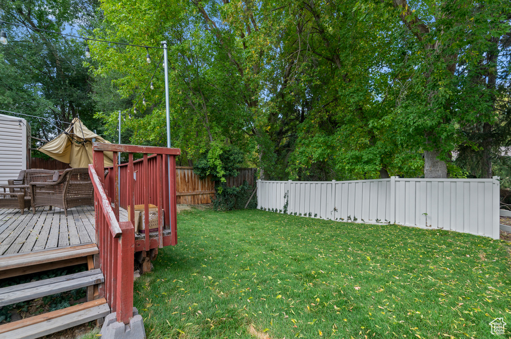 Photo 6 for MLS #2102263 at 1243 E Siesta Dr