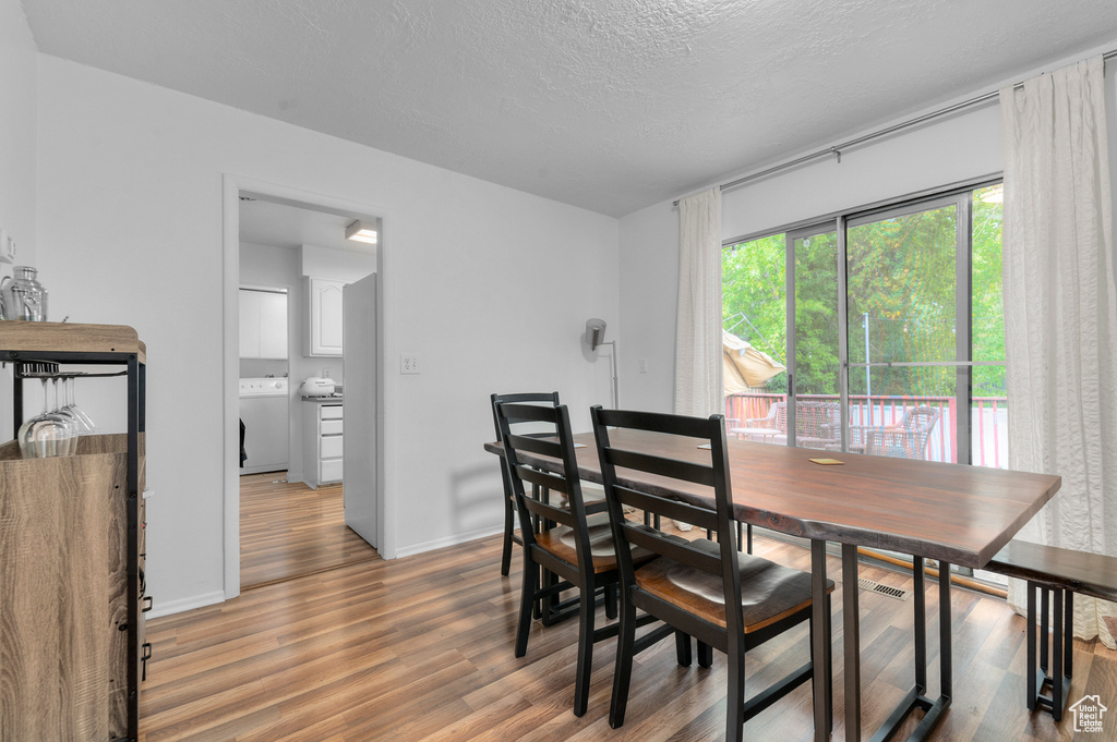 Photo 25 for MLS #2102263 at 1243 E Siesta Dr
