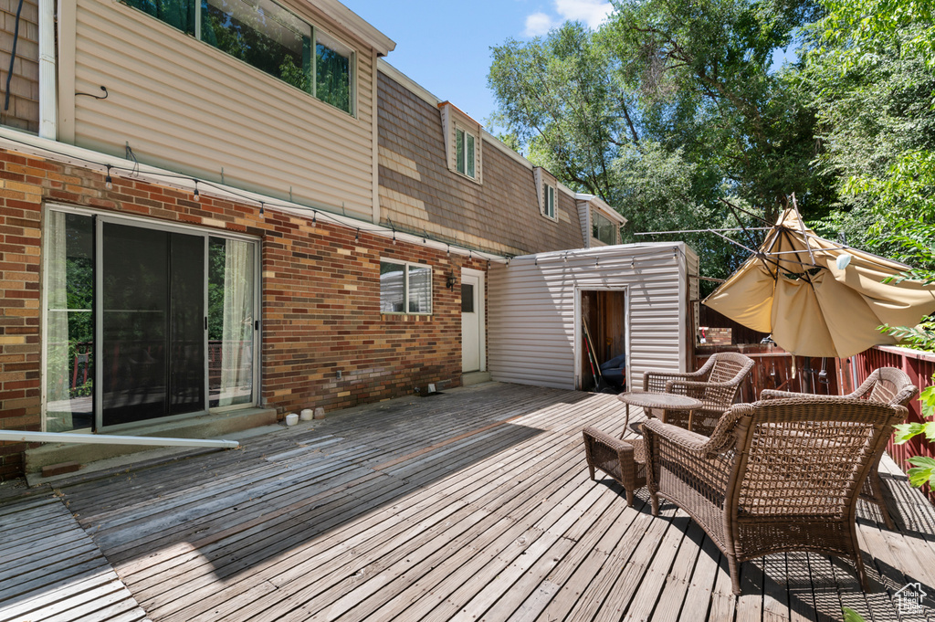 1243 E SIESTA DR Cottonwood Heights, UT 84093