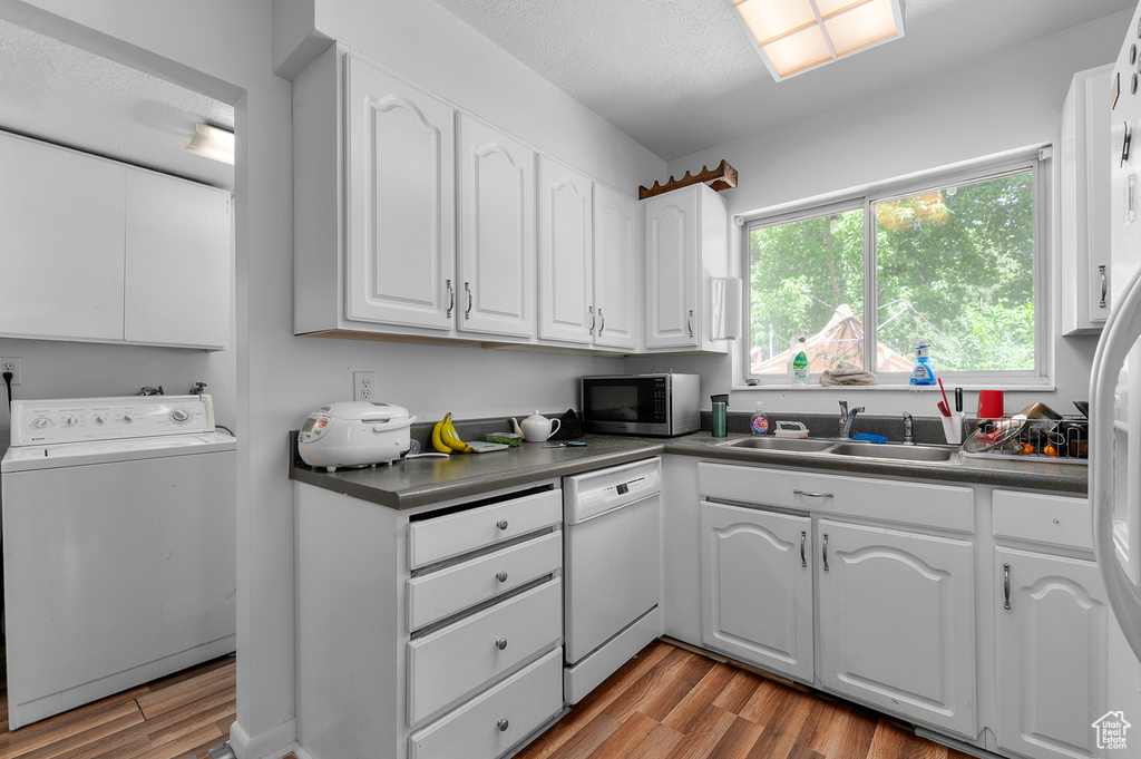 1243 E SIESTA DR Cottonwood Heights, UT 84093