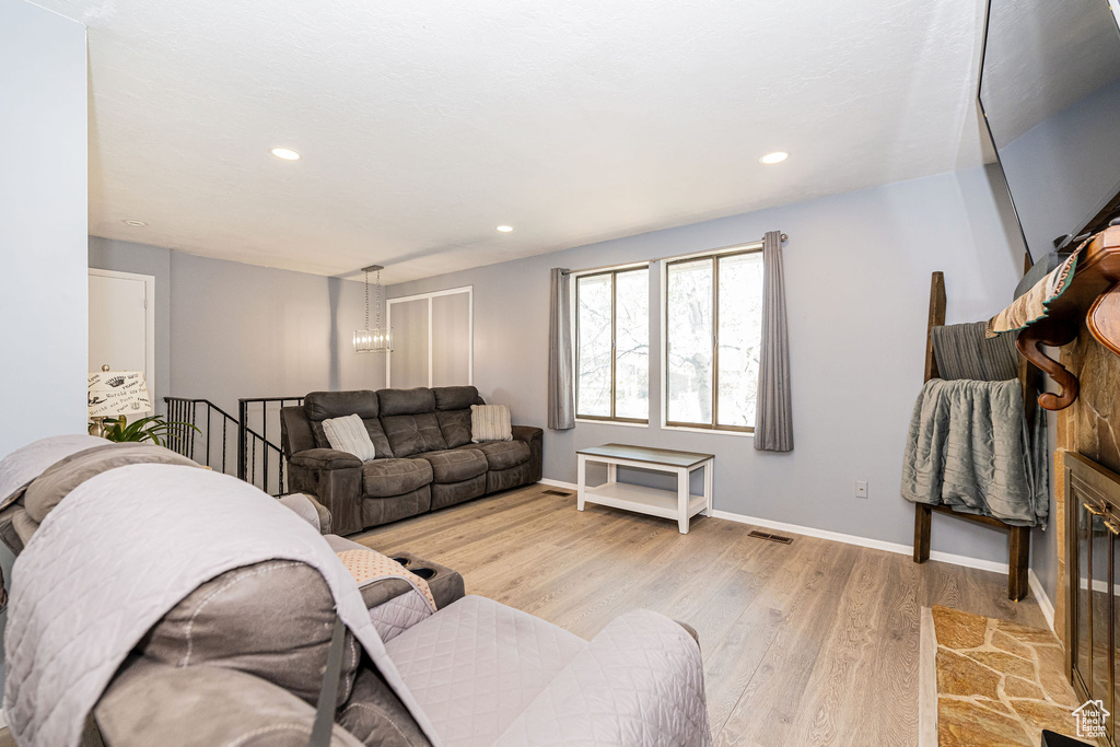 1371 E 5800 S South Ogden, UT 84405