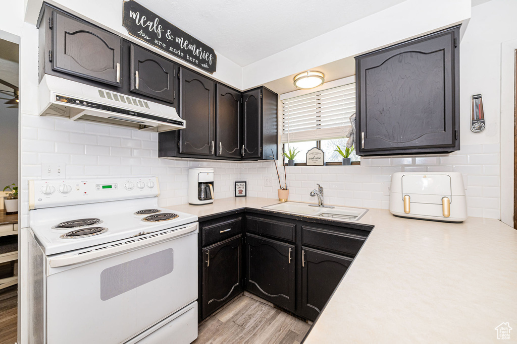 1371 E 5800 S South Ogden, UT 84405