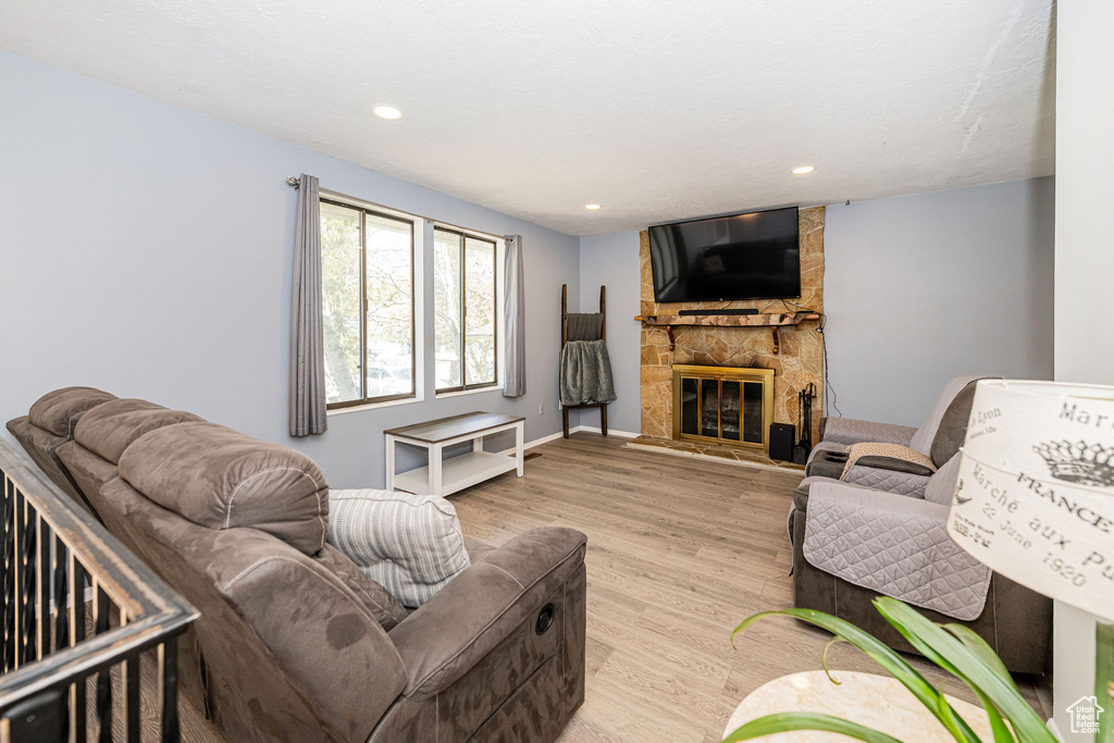 1371 E 5800 S South Ogden, UT 84405