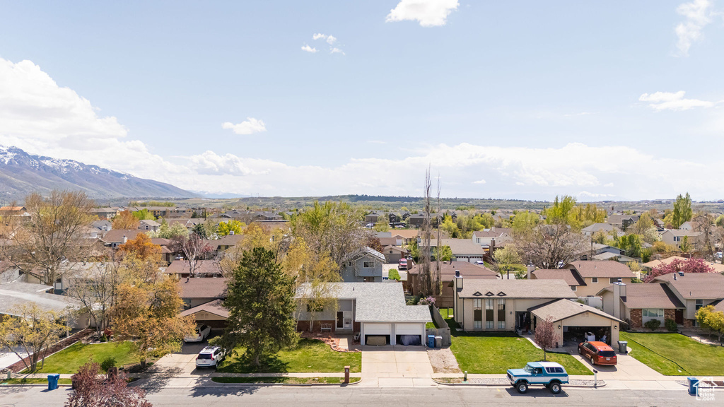 1371 E 5800 S South Ogden, UT 84405