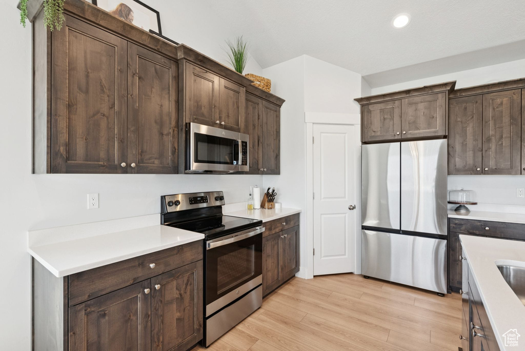 10160 N 6800 W Tremonton, UT 84337