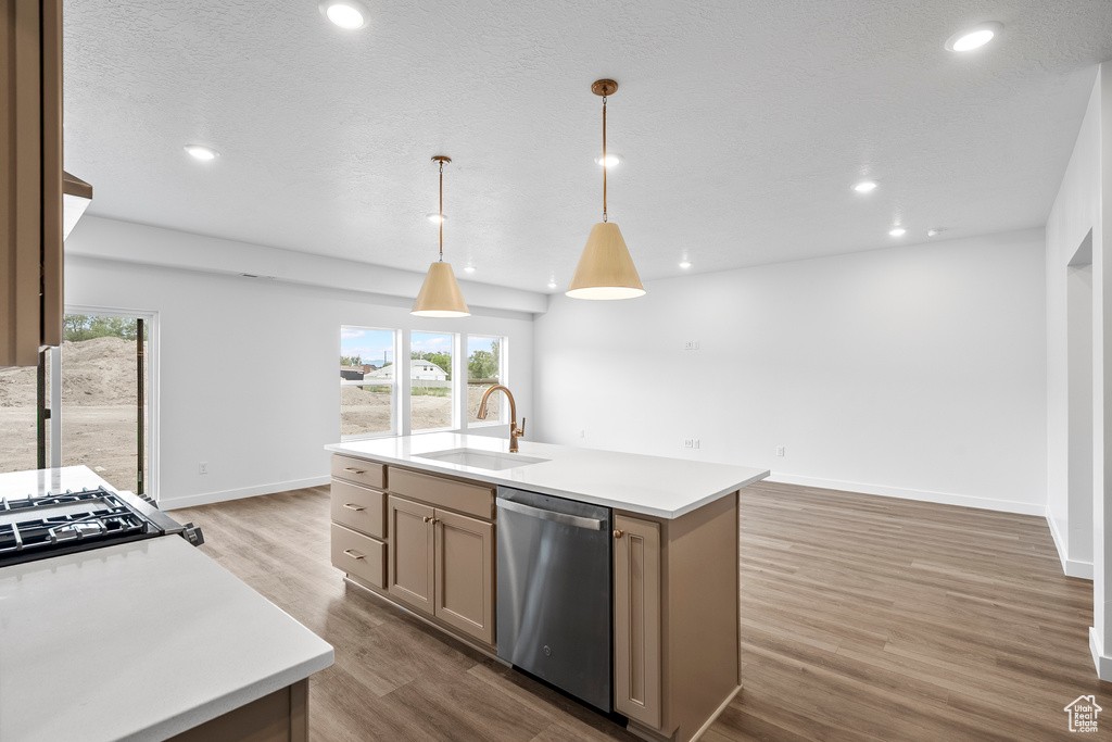 Photo 6 for MLS #2102281 at 1076 W Audrey Ln #18