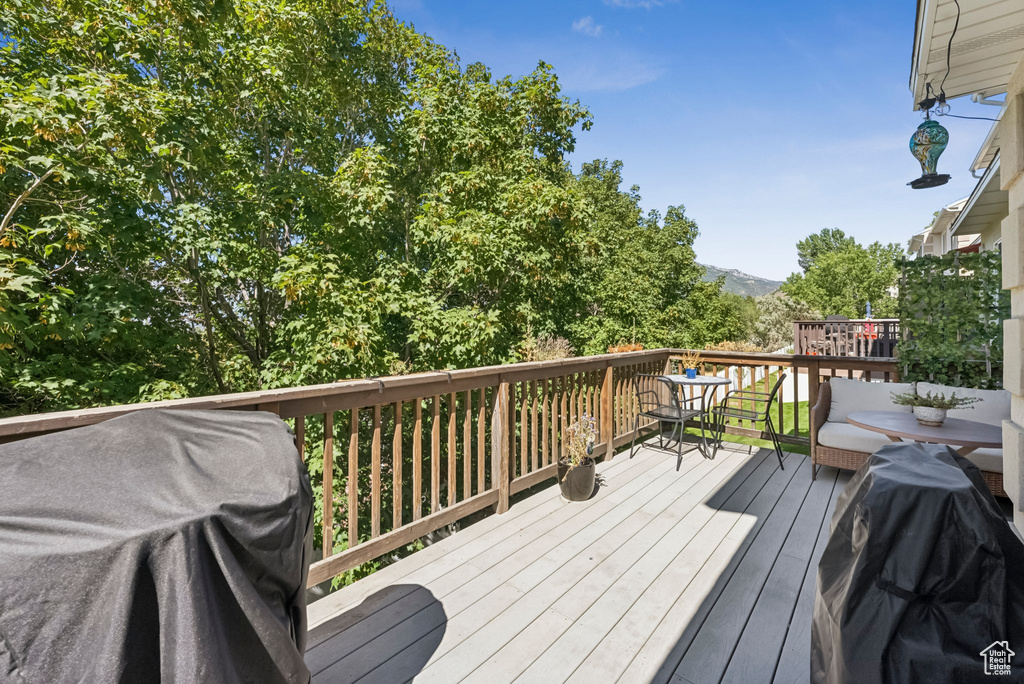 Photo 28 for MLS #2102296 at 441 E Braidhill Dr