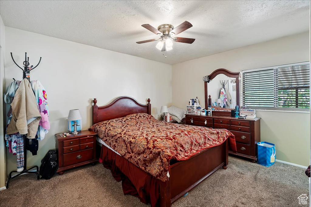 626 W 800 ST Clinton, UT 84015