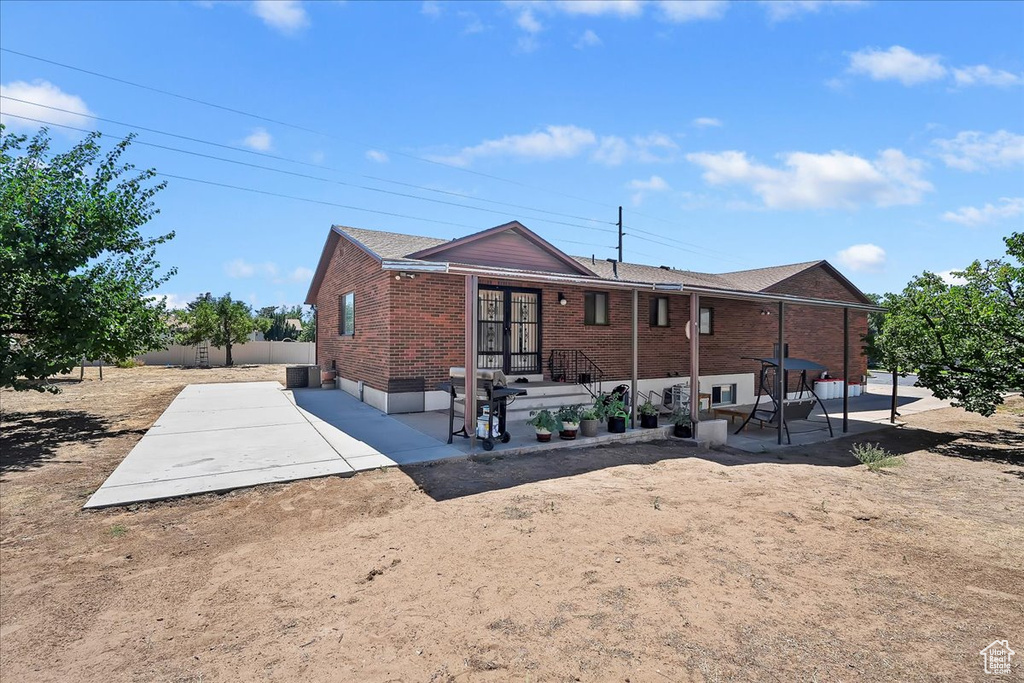 626 W 800 ST Clinton, UT 84015