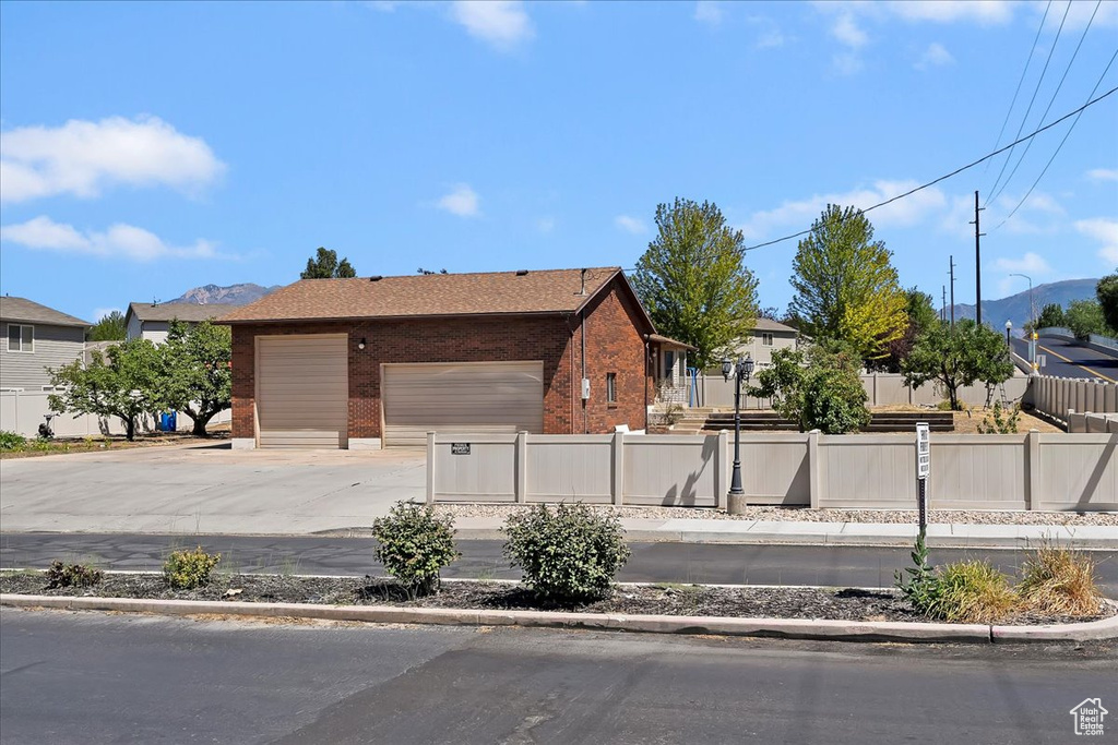 626 W 800 ST Clinton, UT 84015