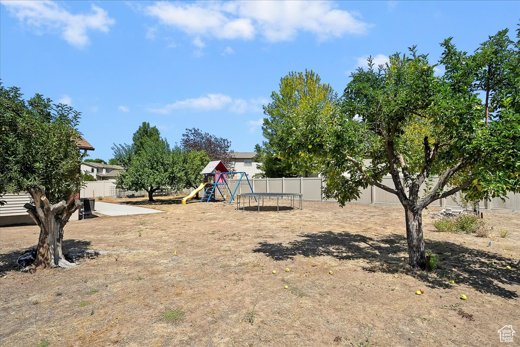 626 W 800 ST Clinton, UT 84015