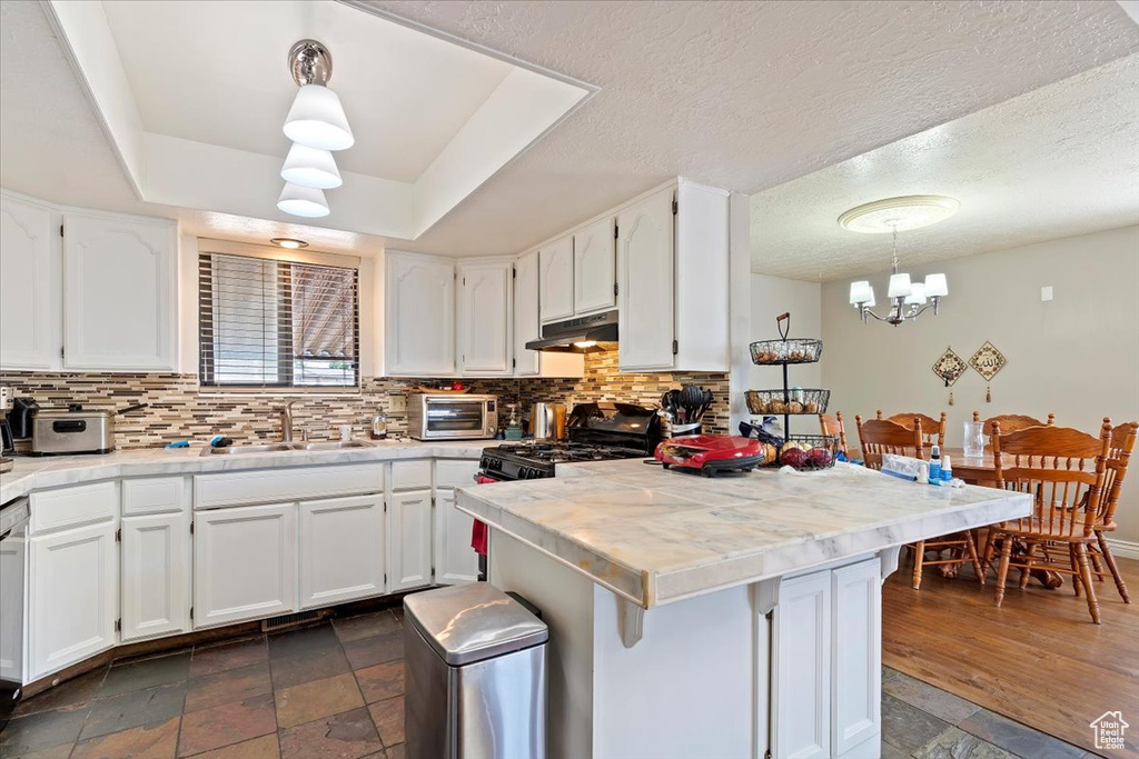 626 W 800 ST Clinton, UT 84015