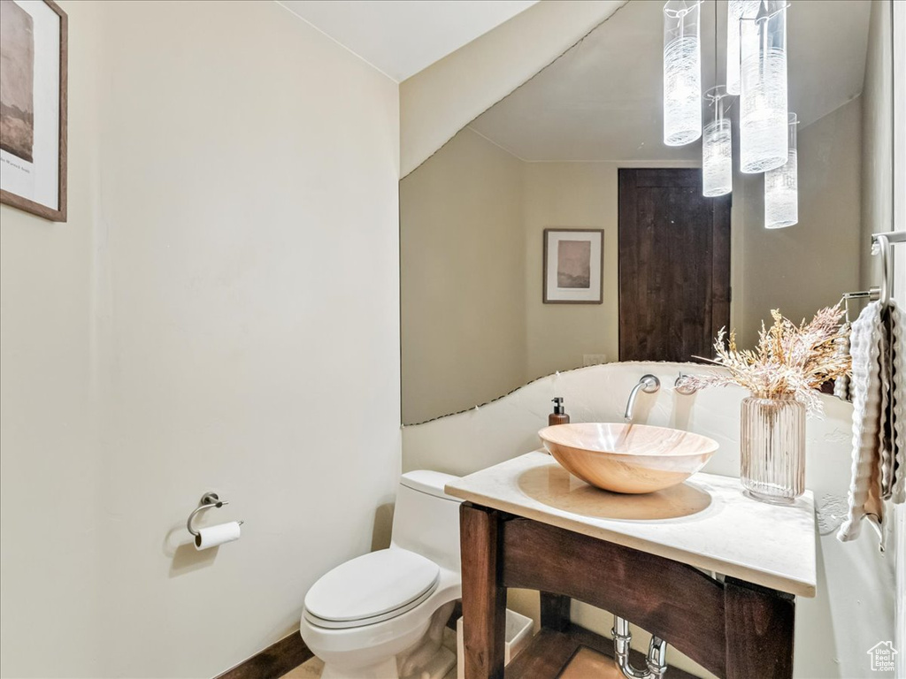 Photo 42 for MLS #2102324 at 277 N Estates Cir