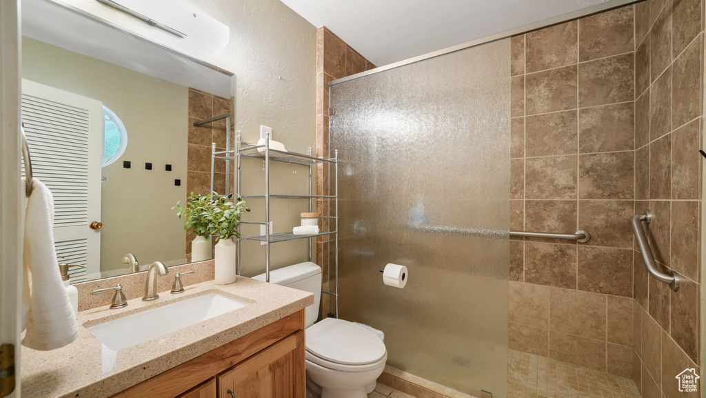 Photo 15 for MLS #2102325 at 1275 E Lavon Dr