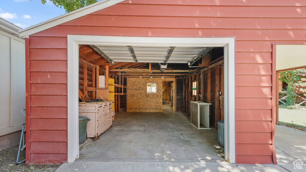 Photo 28 for MLS #2102325 at 1275 E Lavon Dr