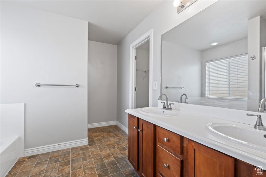 683 W SARATOGA CHASE DR Saratoga Springs, UT 84045