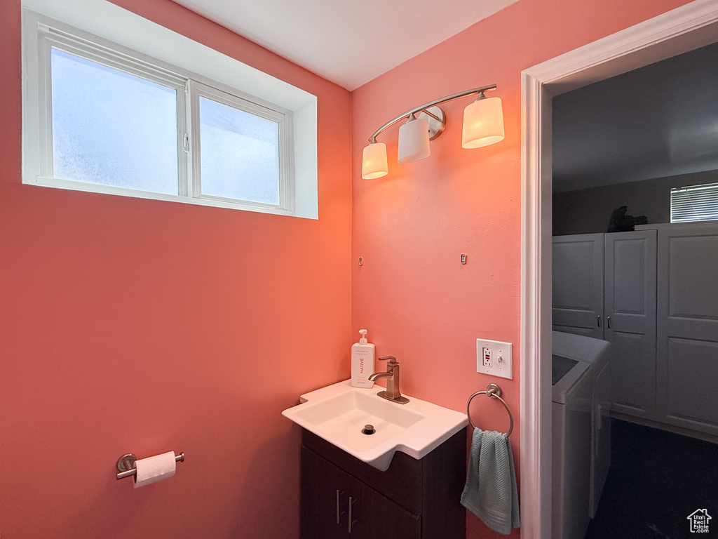 Photo 16 for MLS #2102332 at 1363 Lewis Dr