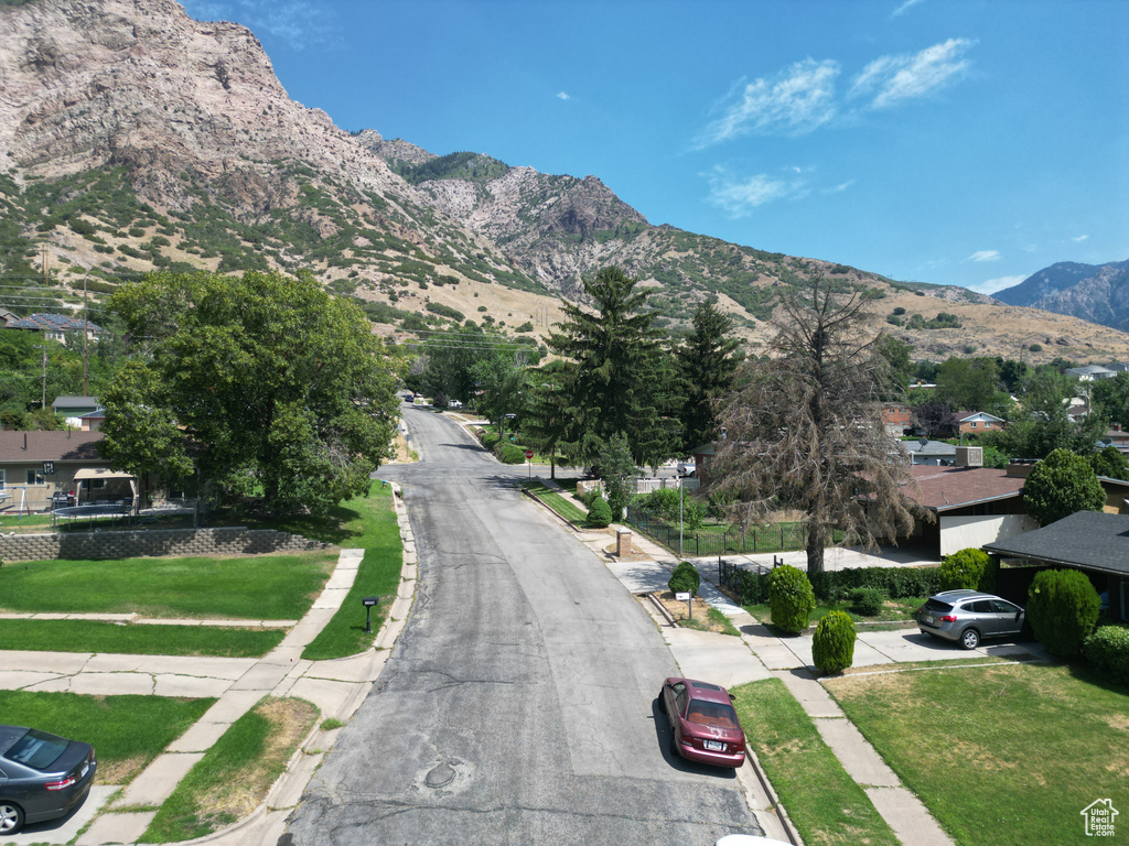 Photo 20 for MLS #2102332 at 1363 Lewis Dr
