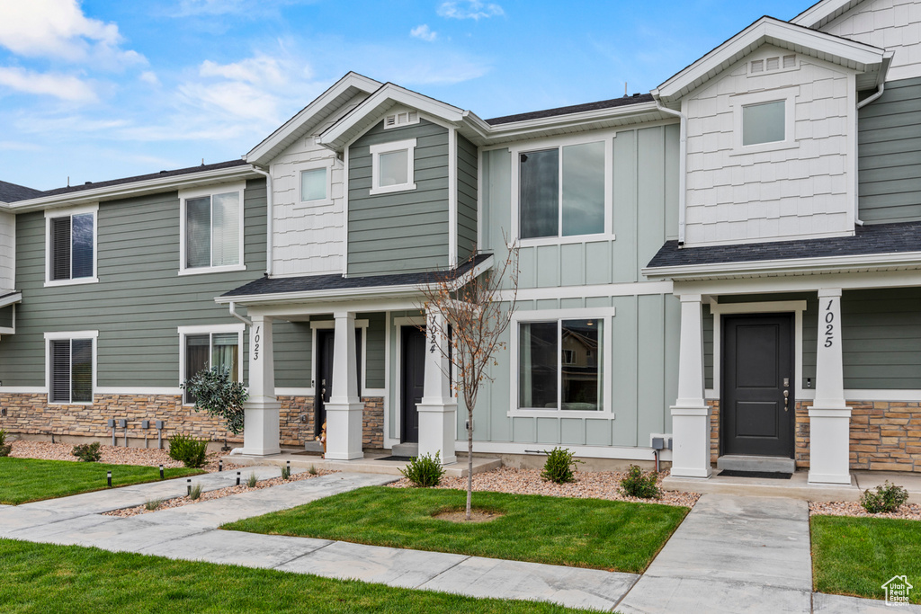 Photo 2 for MLS #2102344 at 686 W 1920 South #1024