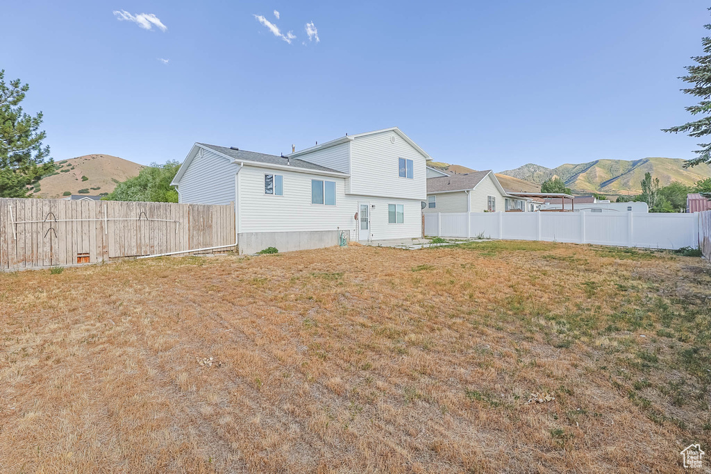 1038 S 860 W Tooele, UT 84074