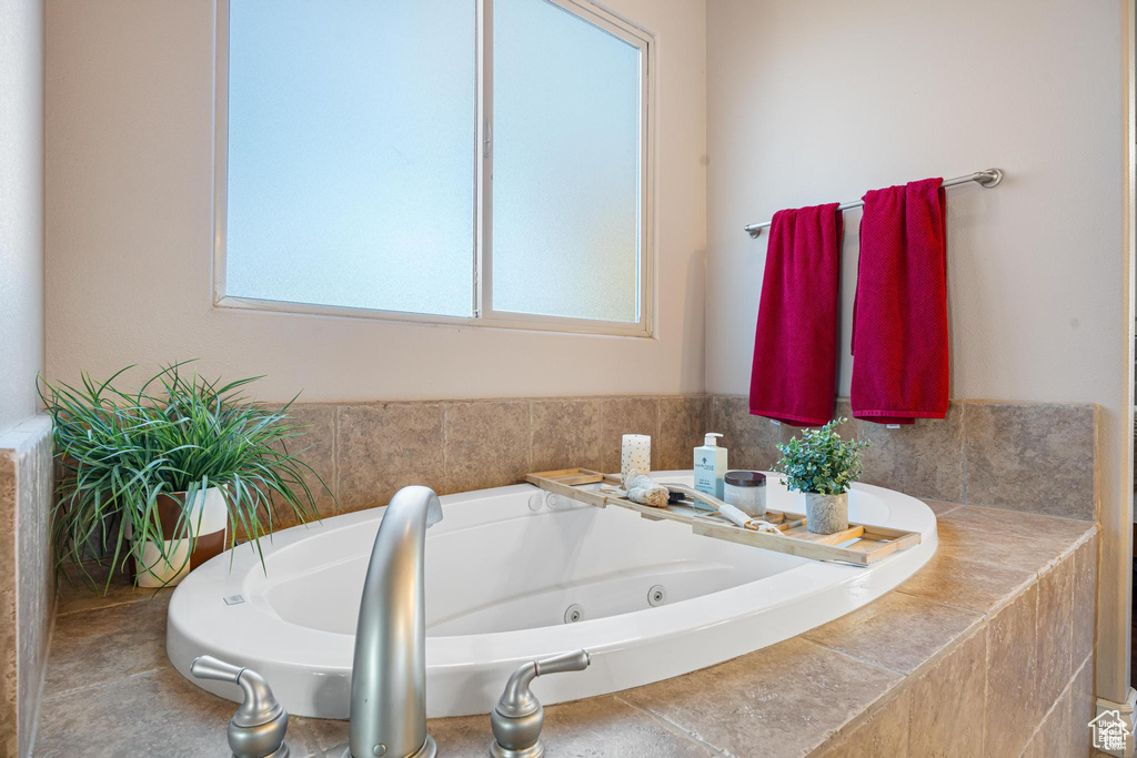 Photo 16 for MLS #2102354 at 2371 E 2830 South