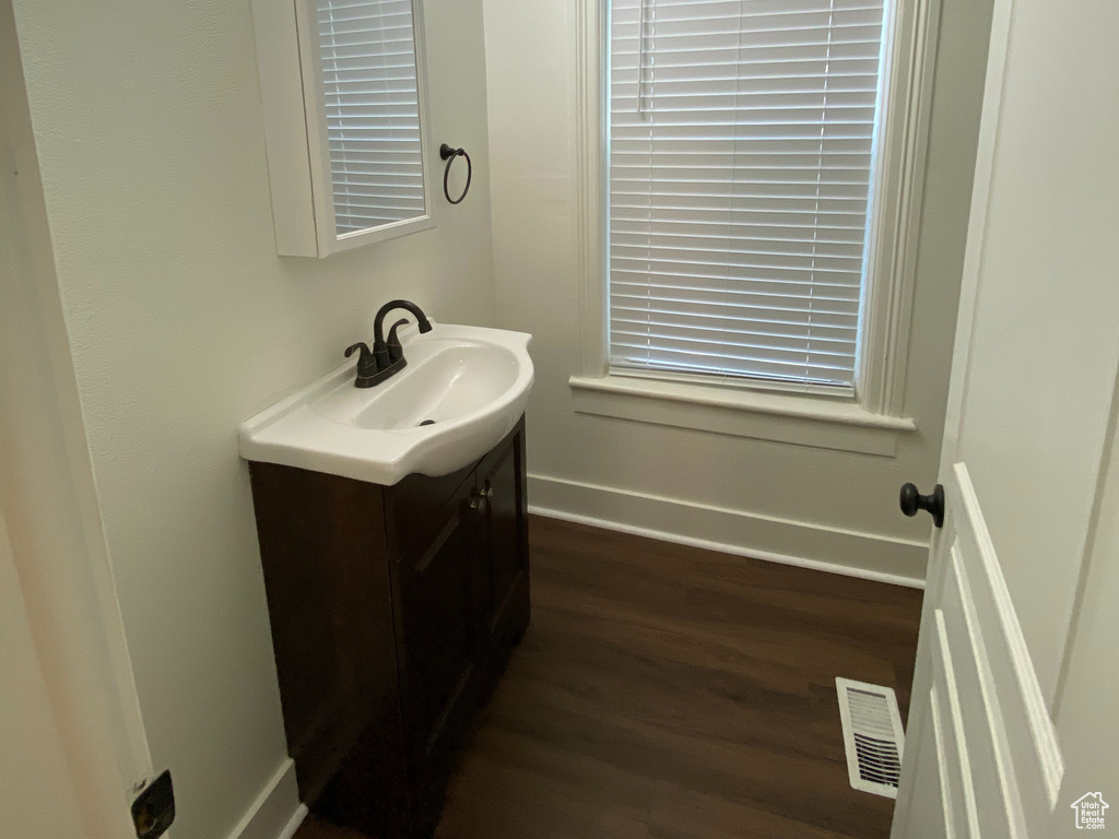 Photo 17 for MLS #2102364 at 2531 Orchard Ave