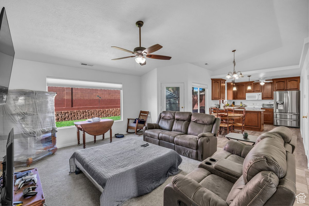 Photo 3 for MLS #2102366 at 339 E 60 South