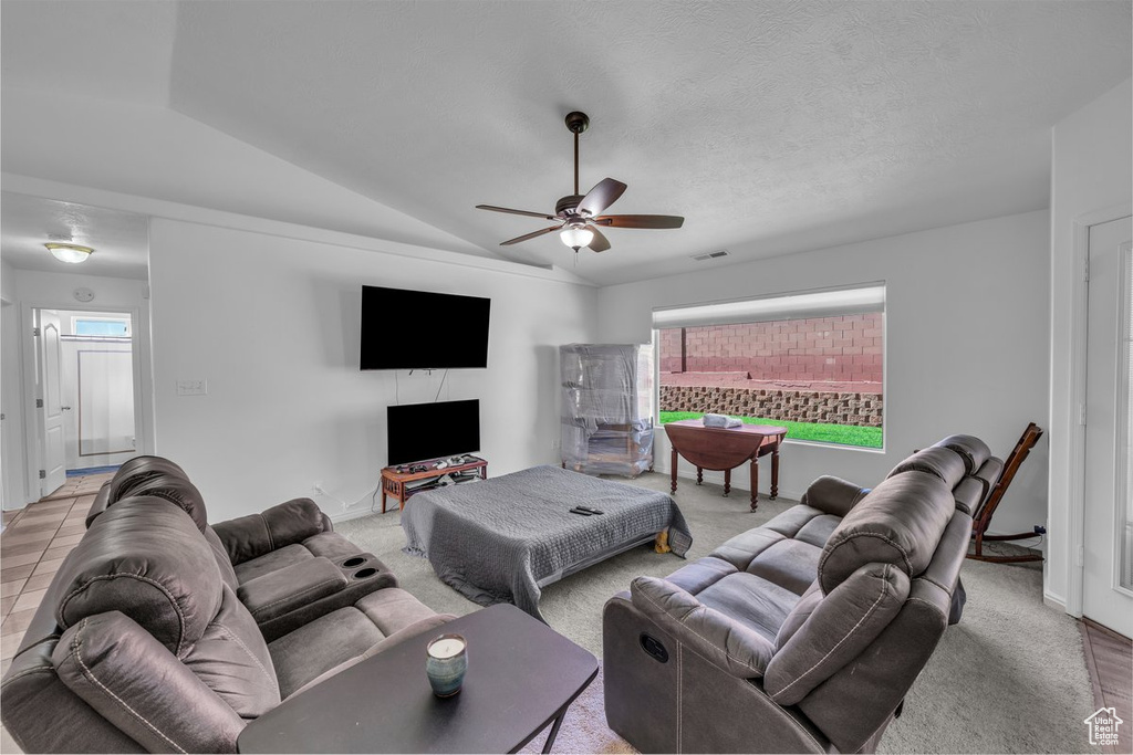 Photo 4 for MLS #2102366 at 339 E 60 South