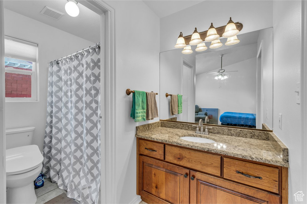 Photo 9 for MLS #2102366 at 339 E 60 South
