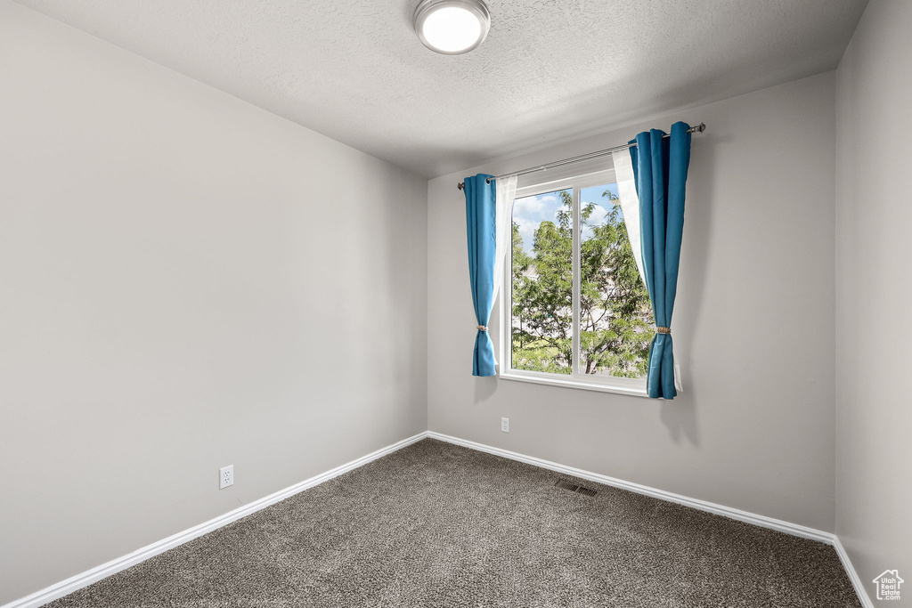 Photo 16 for MLS #2102373 at 1302 E 3150 North