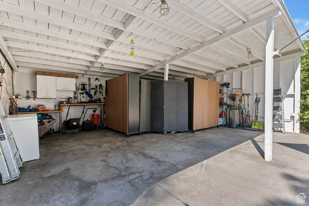 8191 S 1000 E Sandy, UT 84094