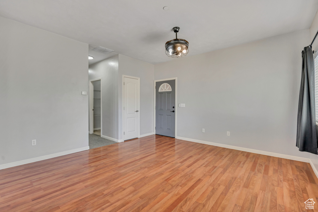 Photo 3 for MLS #2102378 at 13528 S Venicia Way #11