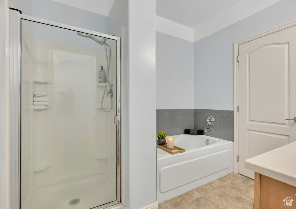 Photo 20 for MLS #2102378 at 13528 S Venicia Way #11