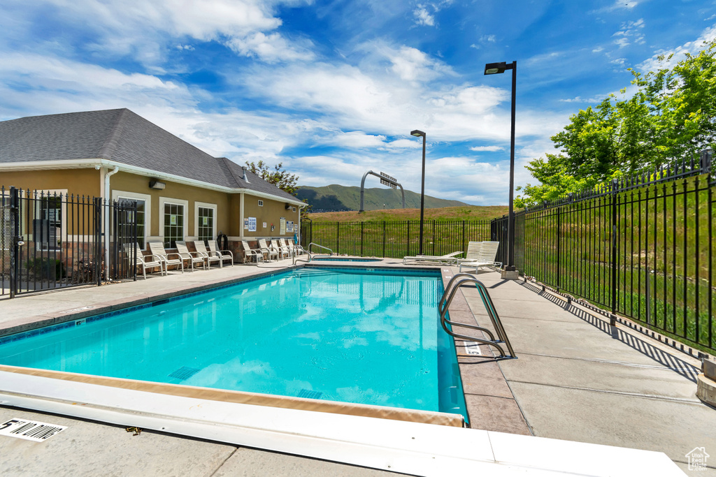 Photo 25 for MLS #2102378 at 13528 S Venicia Way #11