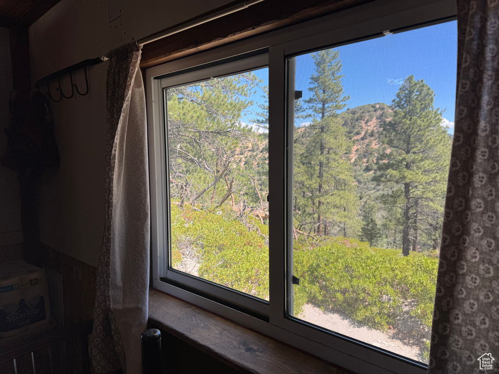 186  TRAILS END DR Alton, UT 84710