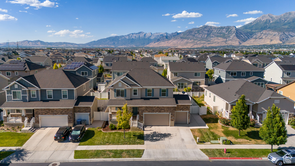 76 W BIRDS EYE LN Vineyard, UT 84059