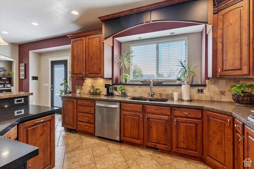 Photo 16 for MLS #2102407 at 922 S 1760 West