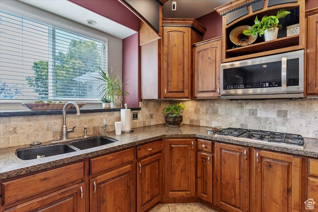 Photo 17 for MLS #2102407 at 922 S 1760 West