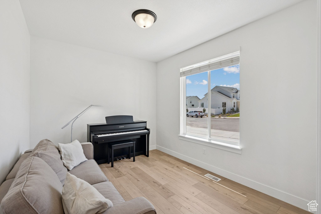 1568 N KELSEY WAY Saratoga Springs, UT 84045